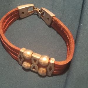 Bracelet brown seude band